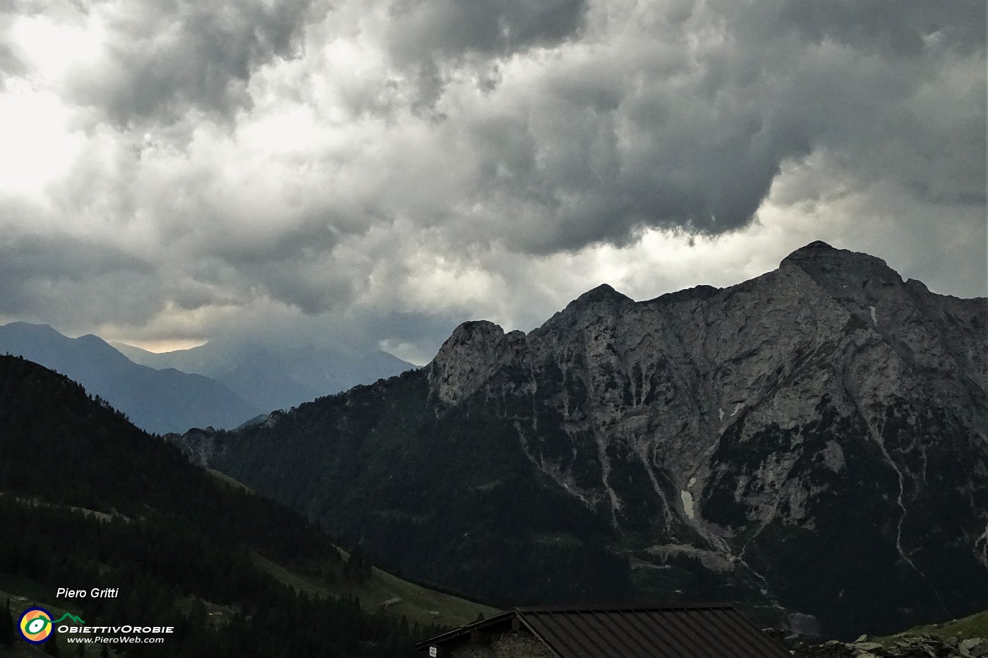 84 Temporale in arrivo da nord.JPG